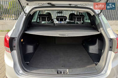 Внедорожник / Кроссовер Hyundai ix35 2011 в 