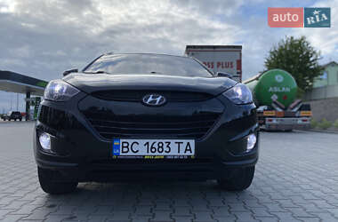 Внедорожник / Кроссовер Hyundai ix35 2010 в 