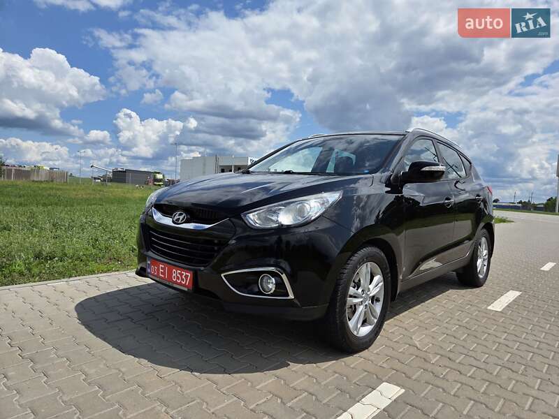 Внедорожник / Кроссовер Hyundai ix35 2012 в Харькове