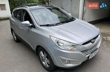 Внедорожник / Кроссовер Hyundai ix35 2010 в Киеве