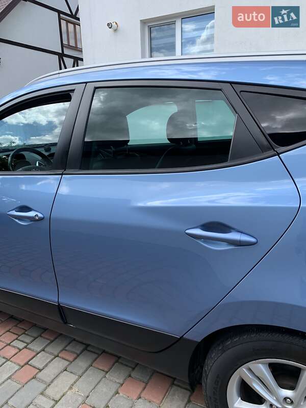 Внедорожник / Кроссовер Hyundai ix35 2012 в Ивано-Франковске