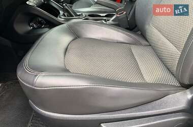 Позашляховик / Кросовер Hyundai ix35 2012 в 