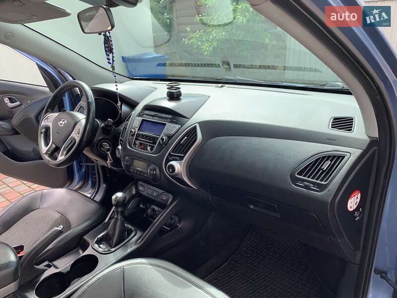Внедорожник / Кроссовер Hyundai ix35 2012 в Ивано-Франковске
