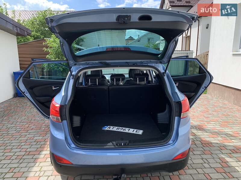 Внедорожник / Кроссовер Hyundai ix35 2012 в Ивано-Франковске