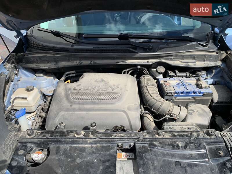 Внедорожник / Кроссовер Hyundai ix35 2012 в Ивано-Франковске