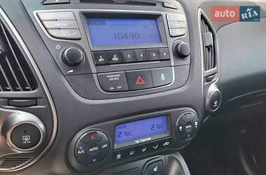 Позашляховик / Кросовер Hyundai ix35 2013 в 