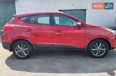 Позашляховик / Кросовер Hyundai ix35 2013 в 