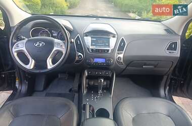 Внедорожник / Кроссовер Hyundai ix35 2013 в 