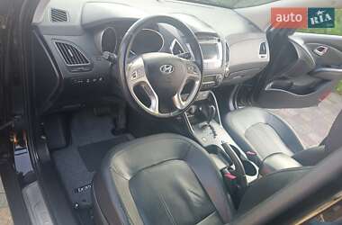 Внедорожник / Кроссовер Hyundai ix35 2013 в 