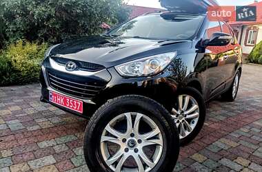 Внедорожник / Кроссовер Hyundai ix35 2013 в 