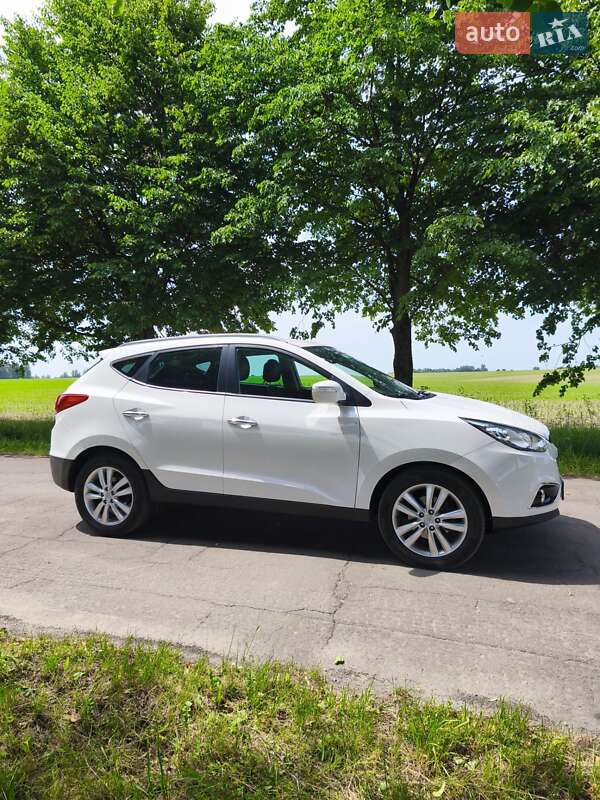 Позашляховик / Кросовер Hyundai ix35 2012 в Рівному