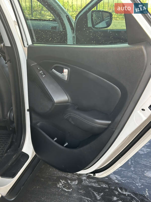 Позашляховик / Кросовер Hyundai ix35 2014 в Одесі