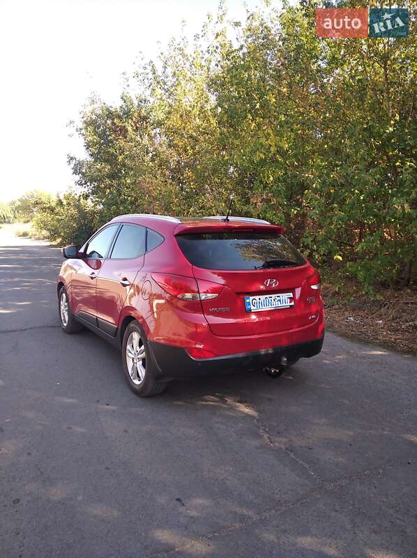 Позашляховик / Кросовер Hyundai ix35 2013 в Смілі