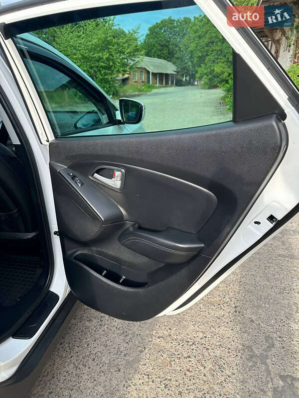 Позашляховик / Кросовер Hyundai ix35 2014 в Одесі