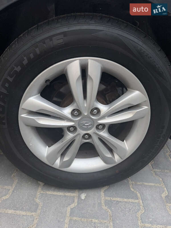 Позашляховик / Кросовер Hyundai ix35 2010 в Харкові
