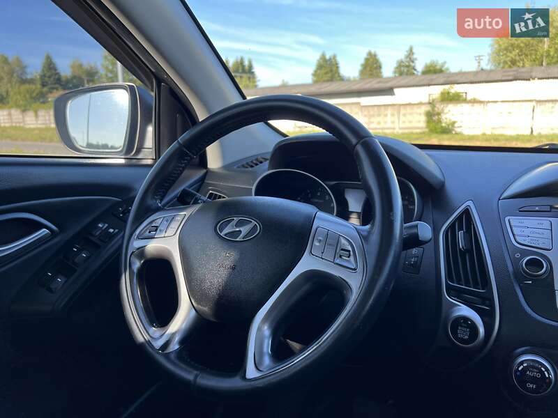 Позашляховик / Кросовер Hyundai ix35 2011 в Львові
