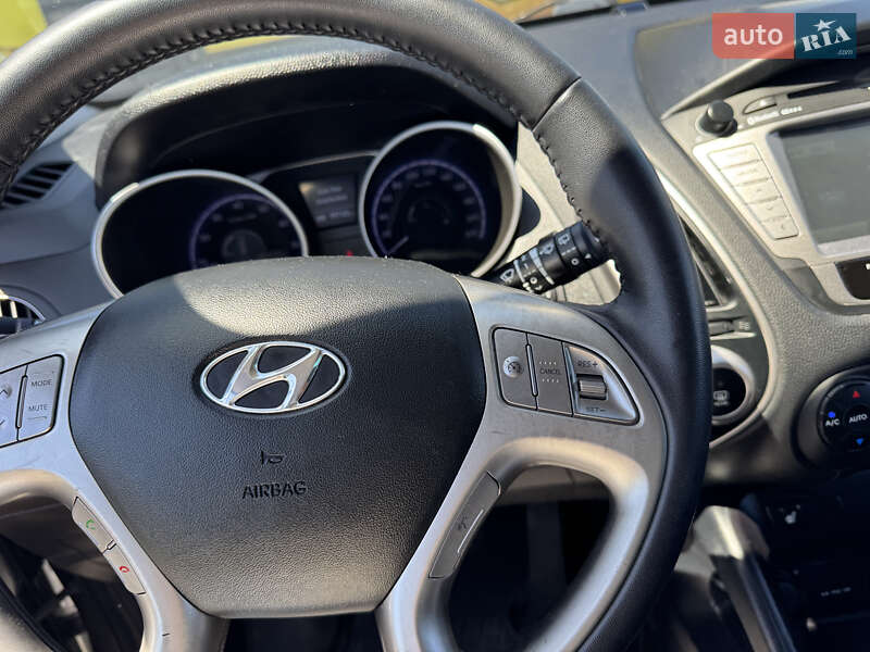 Внедорожник / Кроссовер Hyundai ix35 2013 в Стрые