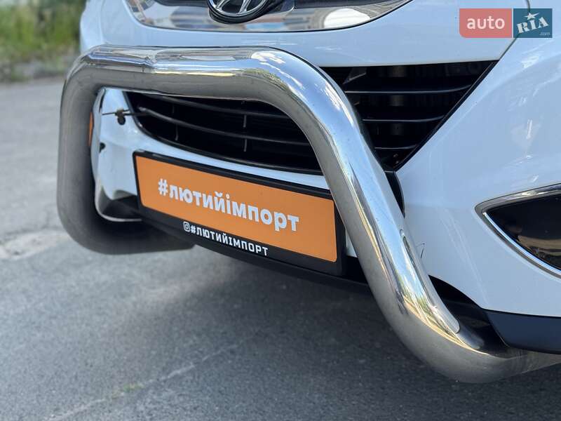 Позашляховик / Кросовер Hyundai ix35 2010 в Сумах