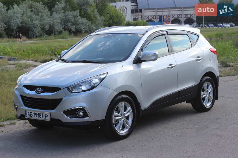 Позашляховик / Кросовер Hyundai ix35 2010 в Дніпрі фото 4 Позашляховик / Кросовер Hyundai ix35 2010 в Дніпрі