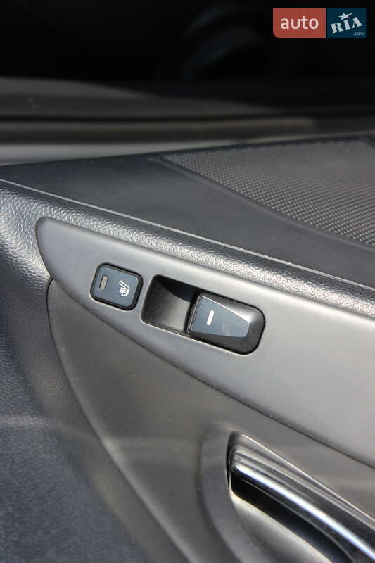 Позашляховик / Кросовер Hyundai ix35 2010 в Дніпрі фото 25 Позашляховик / Кросовер Hyundai ix35 2010 в Дніпрі