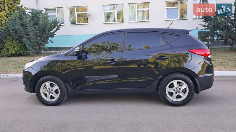 Внедорожник / Кроссовер Hyundai ix35 2010 в Галиче