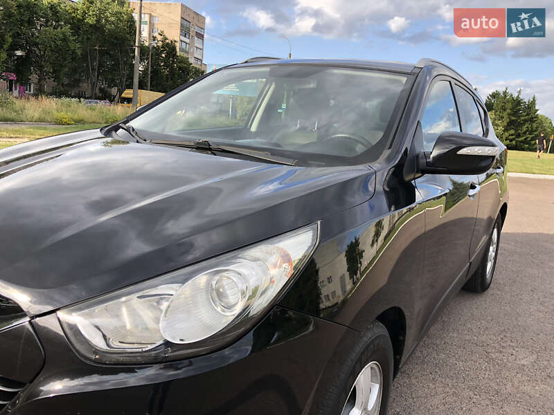 Позашляховик / Кросовер Hyundai ix35 2010 в Рівному