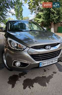 Позашляховик / Кросовер Hyundai ix35 2010 в Одесі