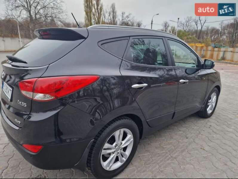 Внедорожник / Кроссовер Hyundai ix35 2010 в Виннице