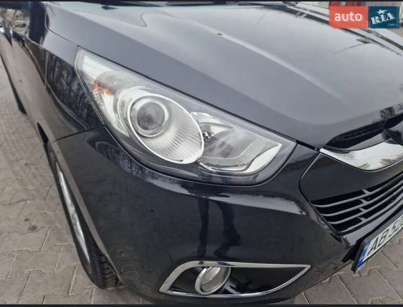 Внедорожник / Кроссовер Hyundai ix35 2010 в Виннице