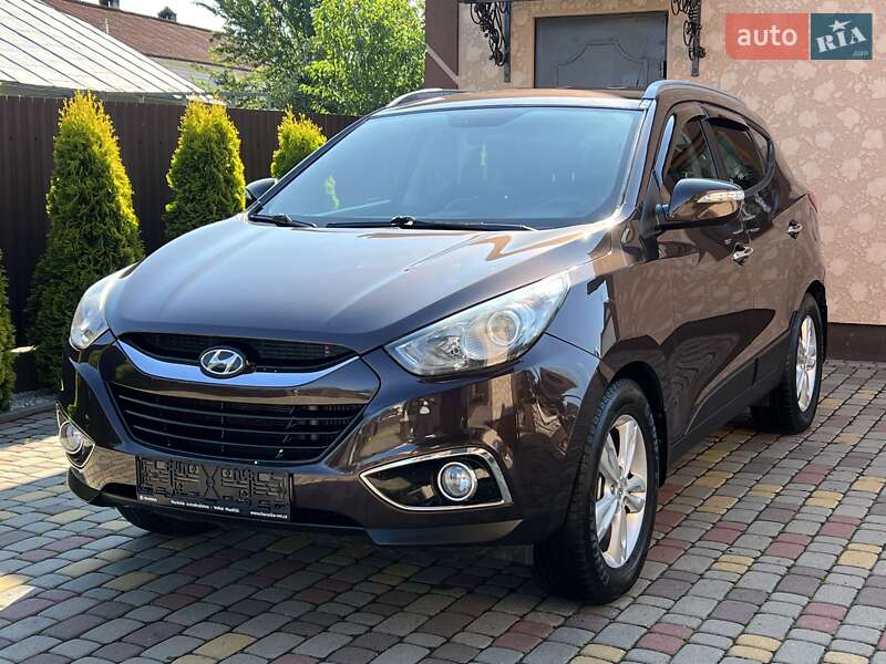 Внедорожник / Кроссовер Hyundai ix35 2010 в Ивано-Франковске