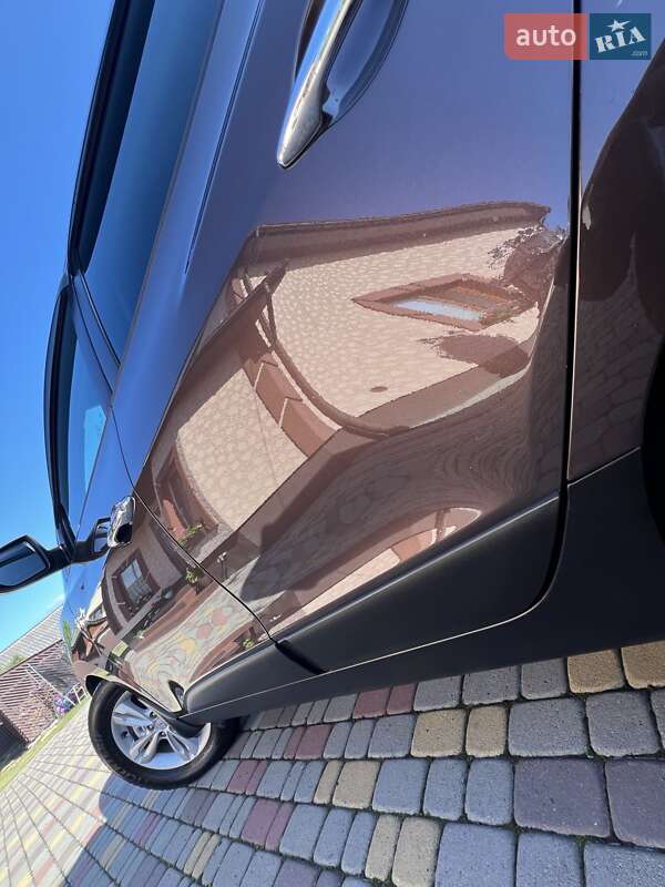 Внедорожник / Кроссовер Hyundai ix35 2010 в Ивано-Франковске