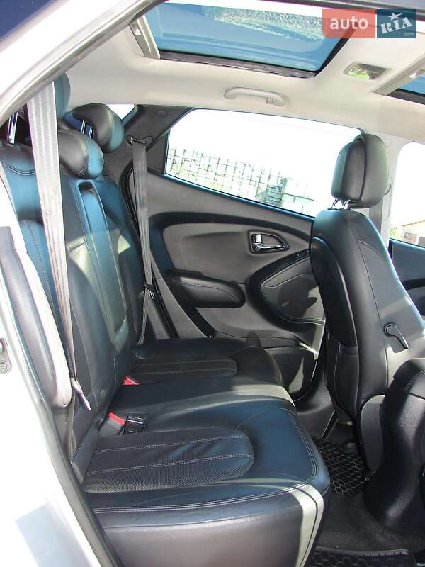 Внедорожник / Кроссовер Hyundai ix35 2012 в Одессе