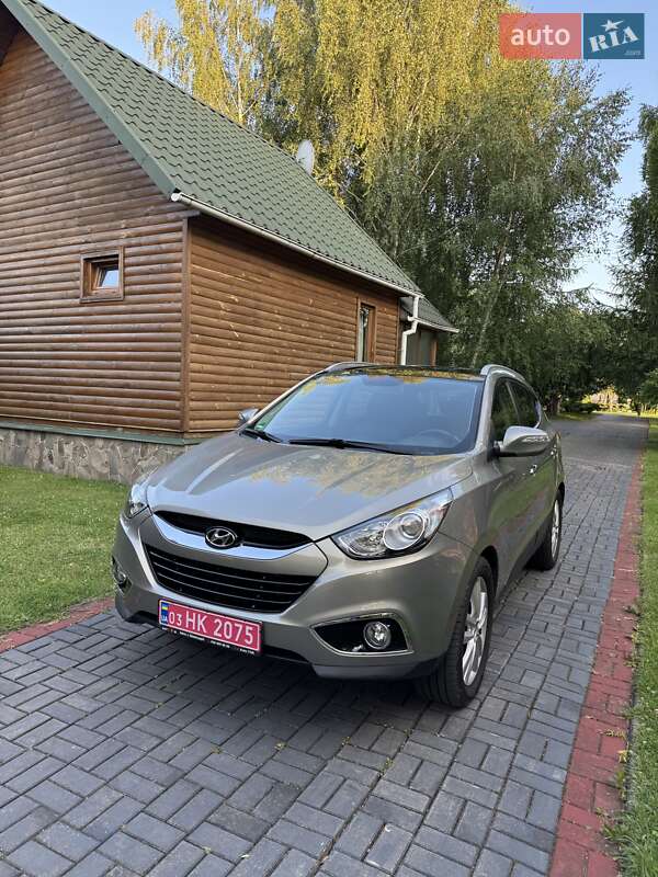 Позашляховик / Кросовер Hyundai ix35 2011 в Луцьку