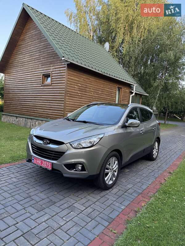 Позашляховик / Кросовер Hyundai ix35 2011 в Луцьку