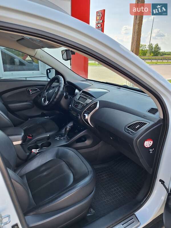 Позашляховик / Кросовер Hyundai ix35 2011 в Кривому Озері