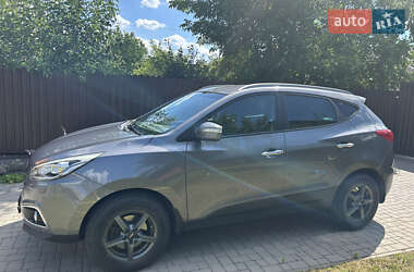 Позашляховик / Кросовер Hyundai ix35 2014 в 