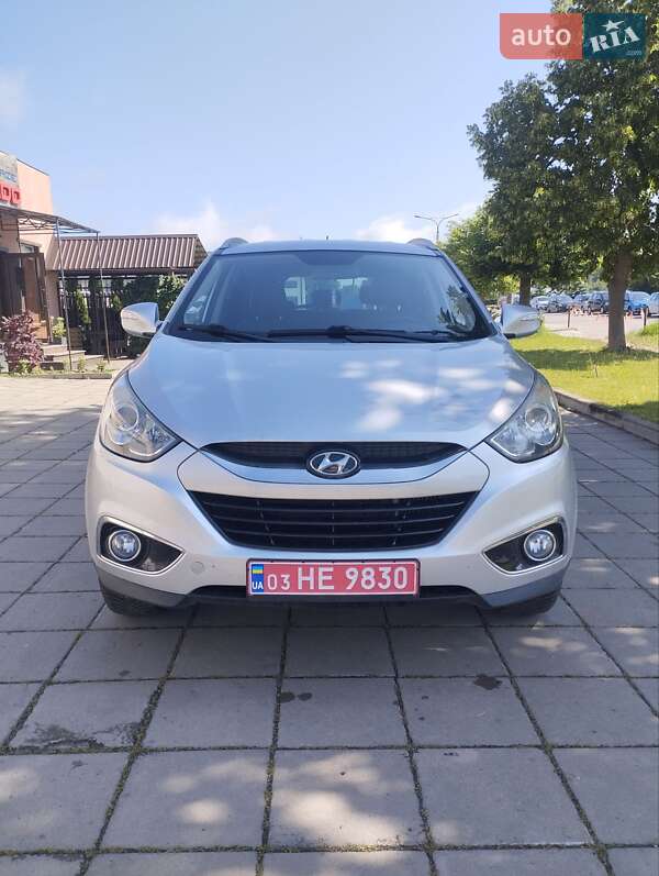 Внедорожник / Кроссовер Hyundai ix35 2012 в Луцке