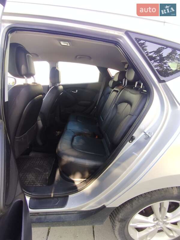 Внедорожник / Кроссовер Hyundai ix35 2012 в Луцке