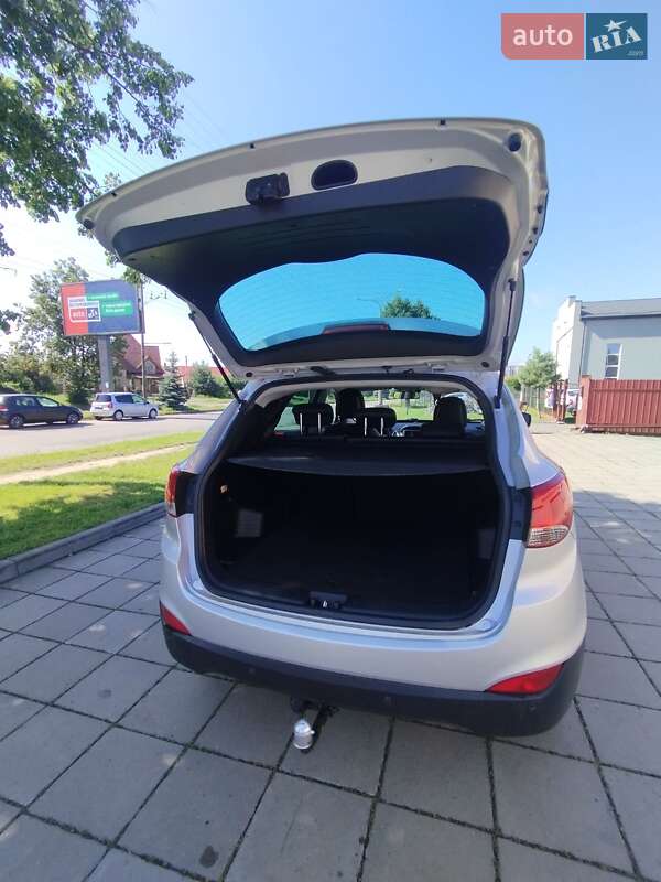 Внедорожник / Кроссовер Hyundai ix35 2012 в Луцке