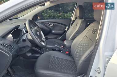 Внедорожник / Кроссовер Hyundai ix35 2010 в Виннице