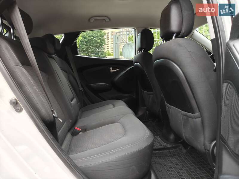 Внедорожник / Кроссовер Hyundai ix35 2012 в Одессе