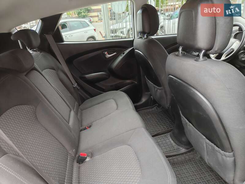 Внедорожник / Кроссовер Hyundai ix35 2012 в Одессе