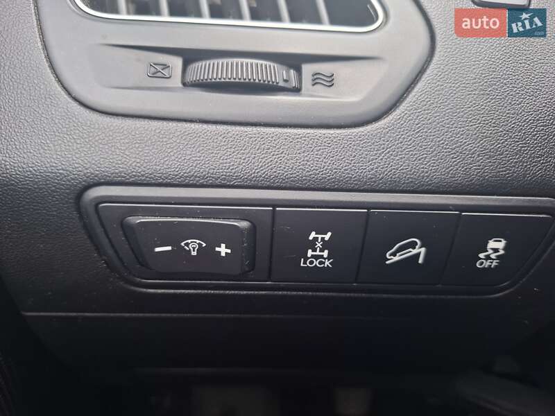 Позашляховик / Кросовер Hyundai ix35 2011 в Черкасах