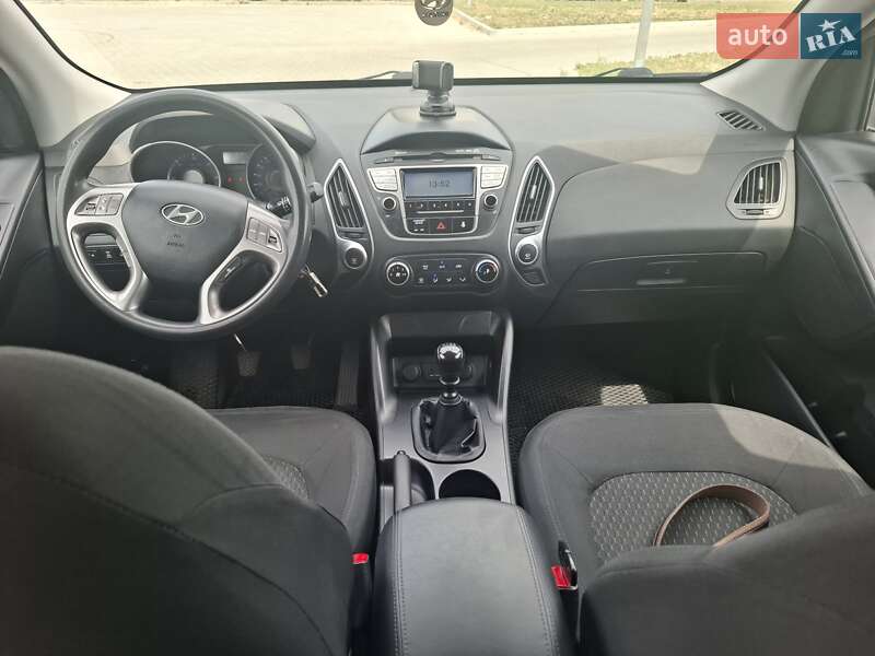 Позашляховик / Кросовер Hyundai ix35 2011 в Черкасах