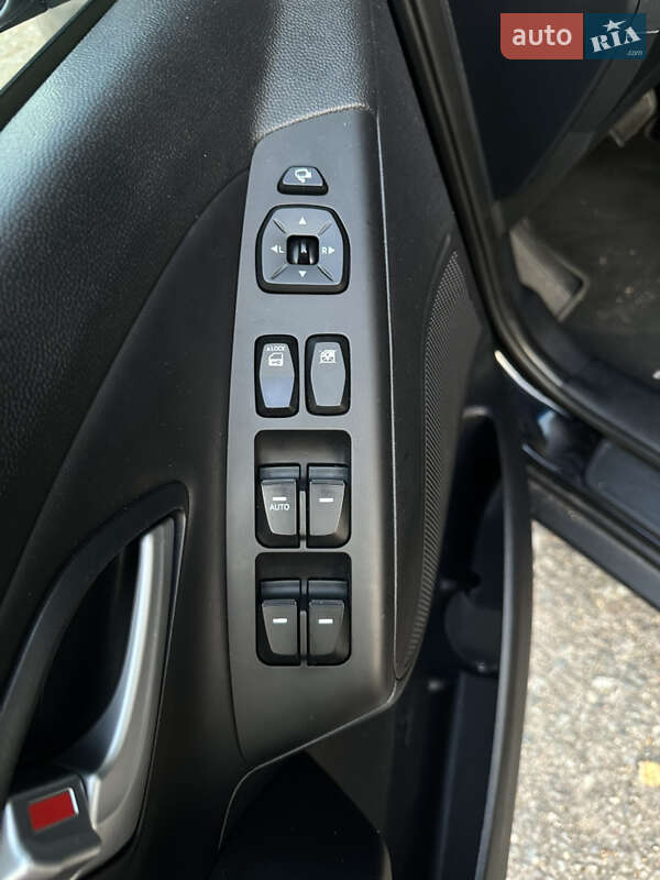 Внедорожник / Кроссовер Hyundai ix35 2014 в Овруче