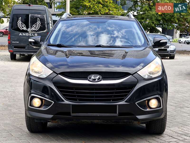 Внедорожник / Кроссовер Hyundai ix35 2010 в Днепре