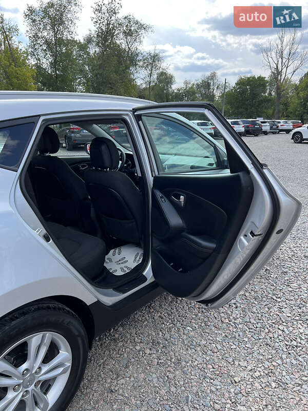 Позашляховик / Кросовер Hyundai ix35 2011 в Черкасах