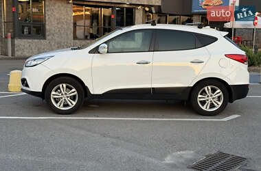 Позашляховик / Кросовер Hyundai ix35 2010 в Києві