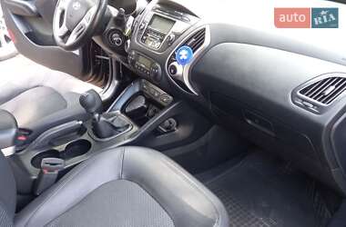 Позашляховик / Кросовер Hyundai ix35 2012 в  фото 5 Позашляховик / Кросовер Hyundai ix35 2012 в