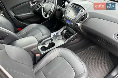 Внедорожник / Кроссовер Hyundai ix35 2014 в 